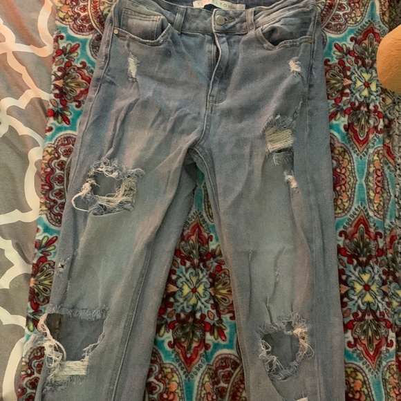 Tinsletown Brand Distressed Jeans Junior Size 7 - Picture 2 of 4
